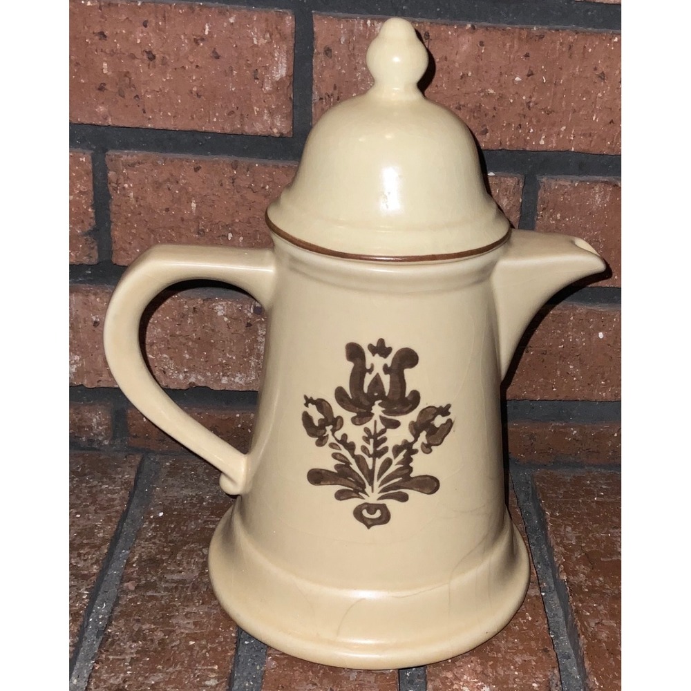 Vintage Pfaltzgraff 10" Tea Pot/Coffee‎ Carafe Brown Village 6-550